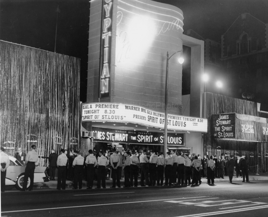 Egyptian Theatre 1957 WM.jpg